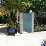 Laguna By Interhome أرونا