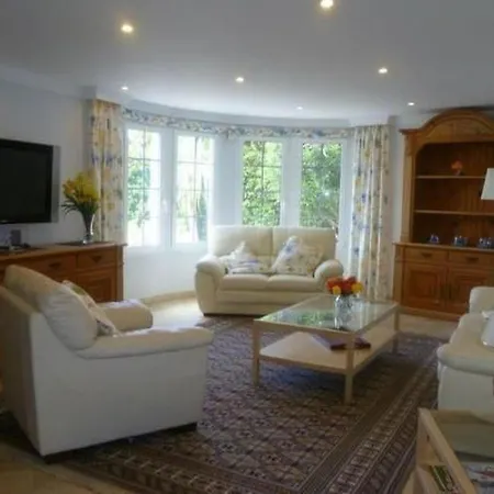 Laguna By Interhome